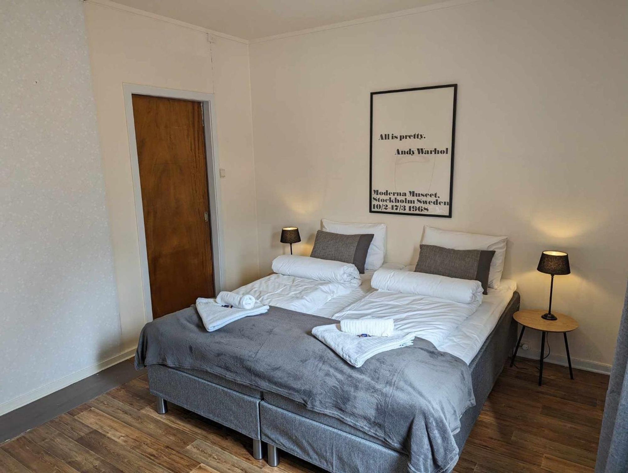 Railside Track Apartment นาร์วิก ภายนอก รูปภาพ