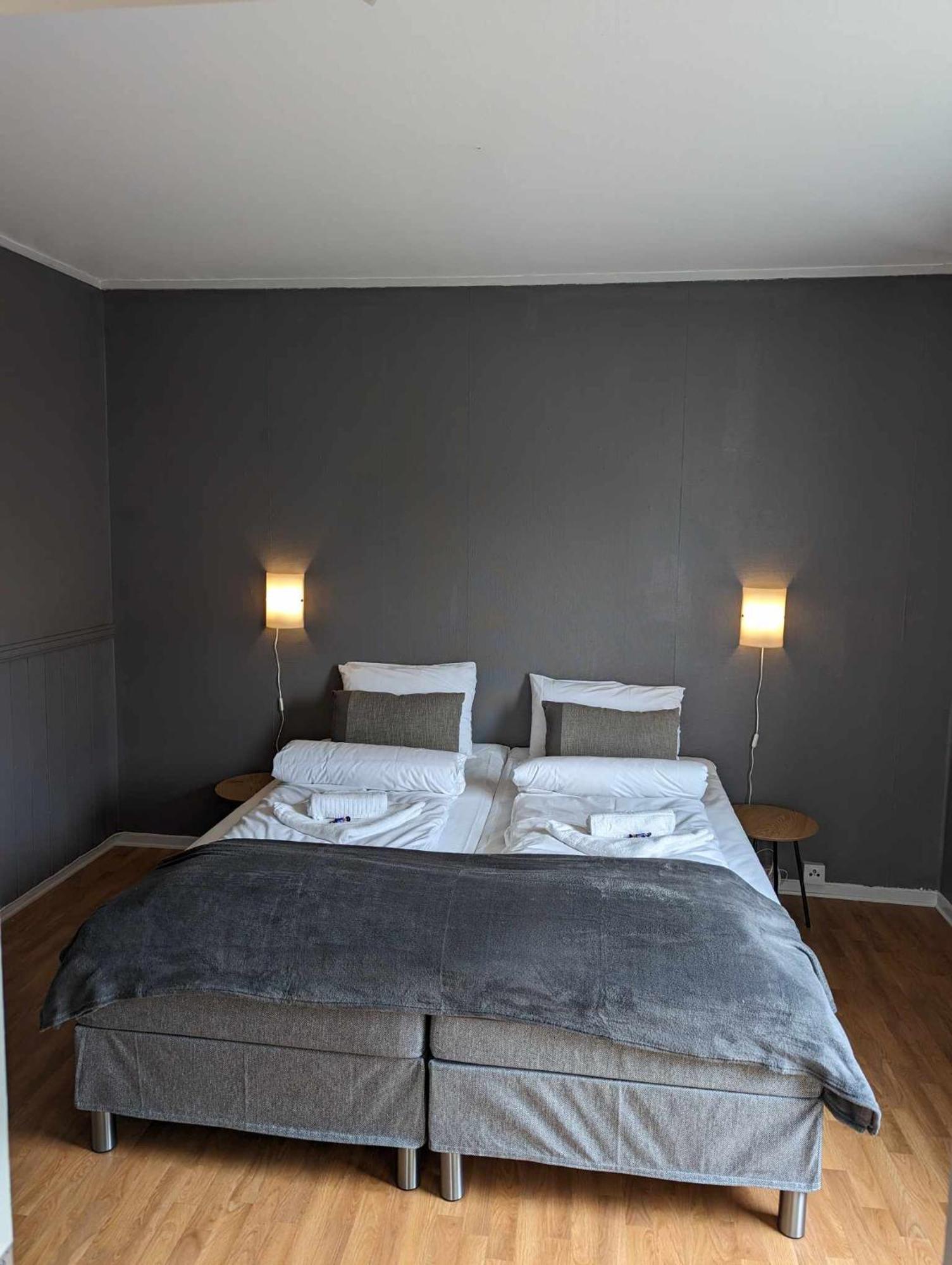 Railside Track Apartment นาร์วิก ภายนอก รูปภาพ
